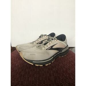 Size 7 - Brooks Adrenaline GTS 22 Grey Rose Medium